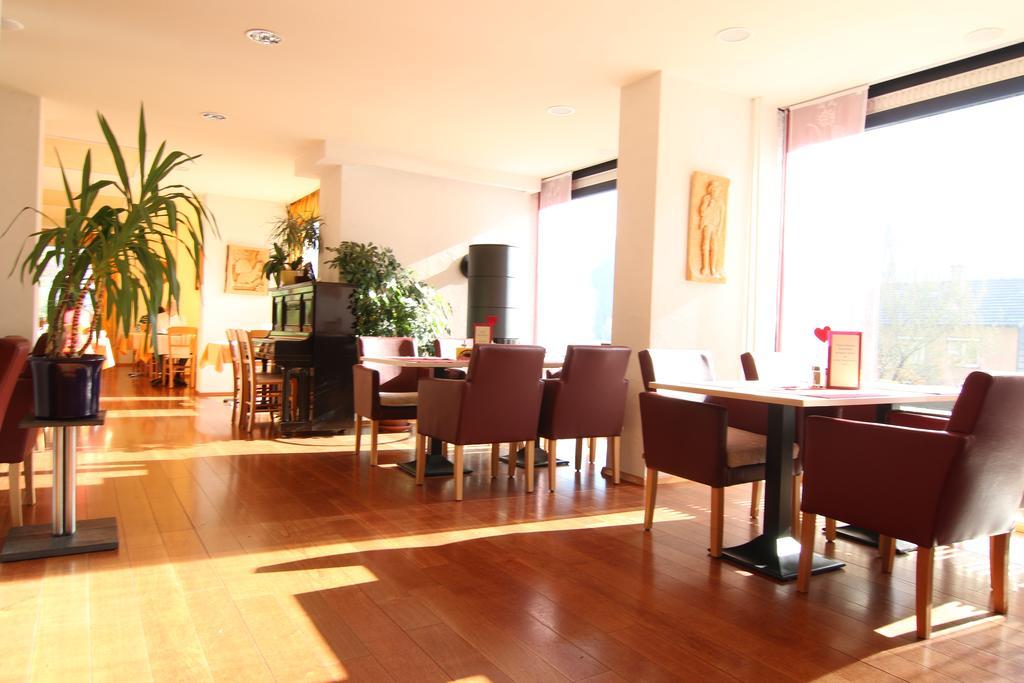 Hotel Bergfrieden Bad Wildbad Ngoại thất bức ảnh